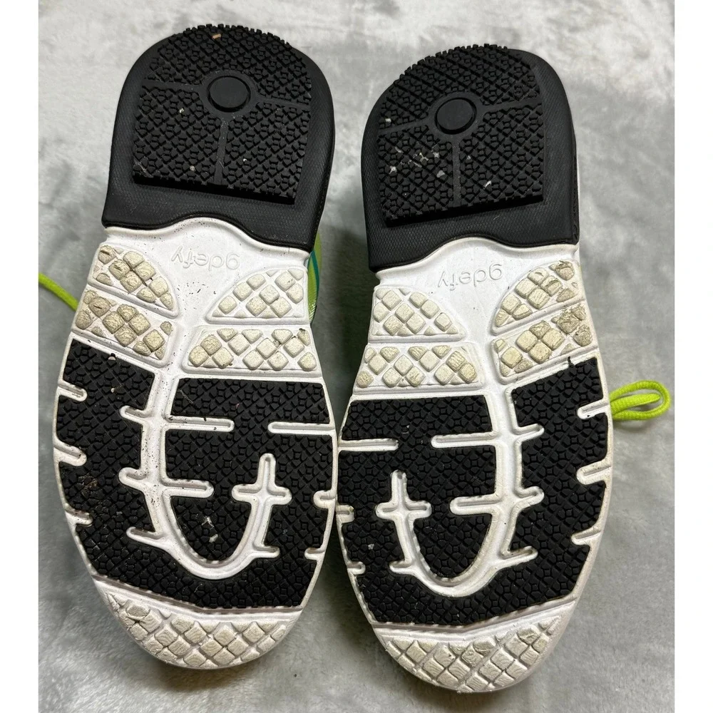 Gravity‎ Defyer Gdefy Womens 9.5 VersoShock Sneakers Gorpcore Lite Hot Girl Walk